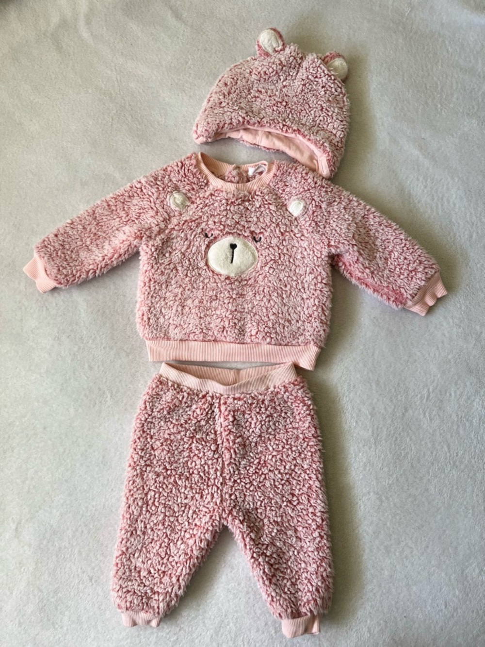 Tahari Baby  3 Piece Pink Sherpa Set - Picture 2 of 7